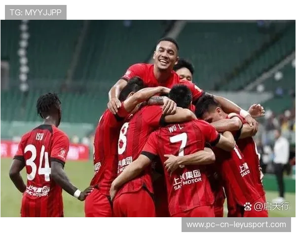 体育赛场悬念不断