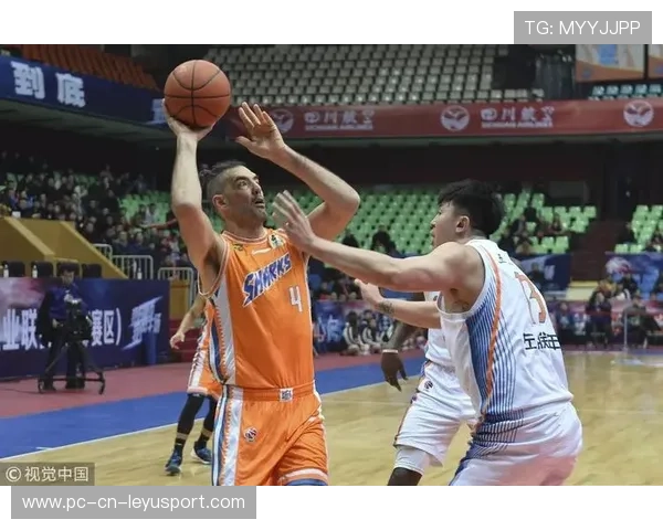 四川高速反击接连得手，外援飞扣